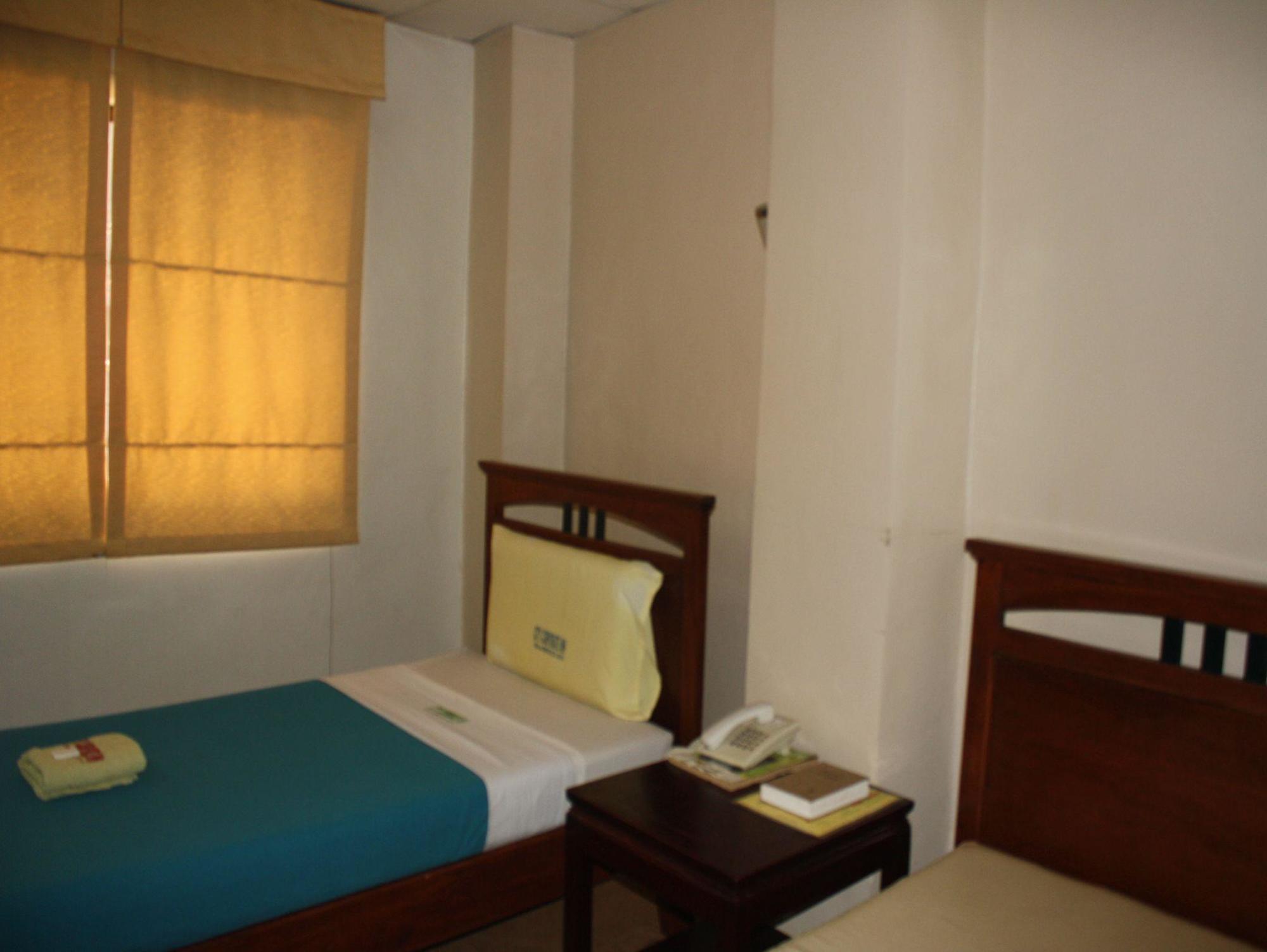 City Corporate Inn Iloilo City Exteriér fotografie