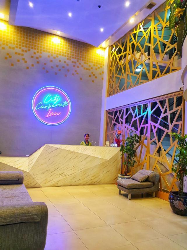 City Corporate Inn Iloilo City Exteriér fotografie